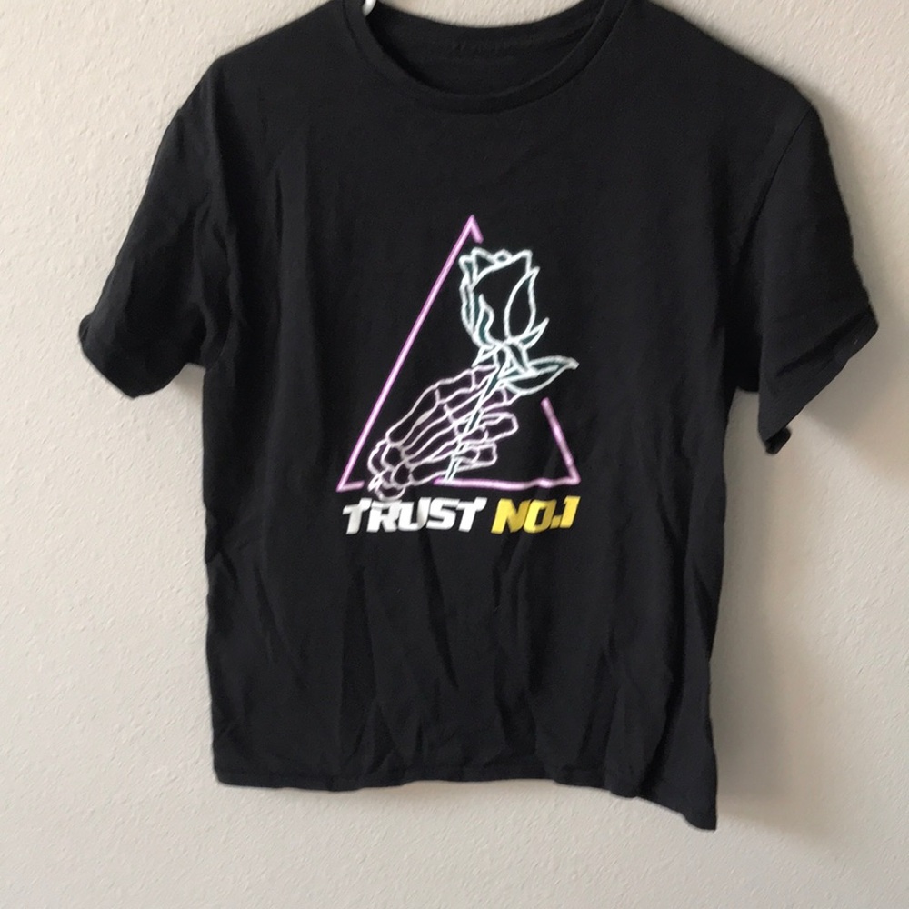 Young & Wild Black t shirt size medium